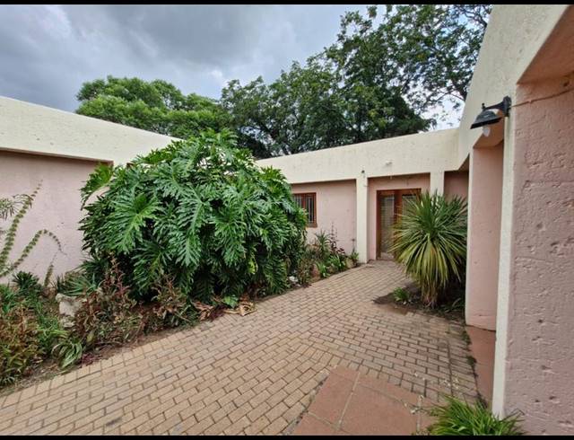 FARM FOR SALE IN LAEZONIA